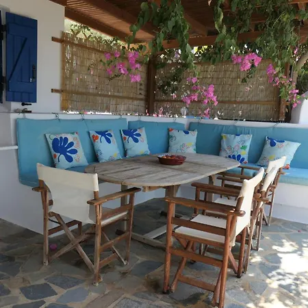 Charming Naxos Villa, Ocean Views, Modern Comfort, Tranquil Escape Villa