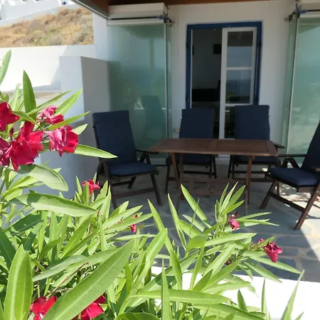 Charming Naxos Villa, Ocean Views, Modern Comfort, Tranquil Escape Villa *