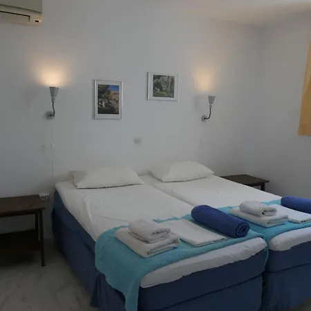 Charming Naxos Villa, Ocean Views, Modern Comfort, Tranquil Escape * Mikri Vigla
